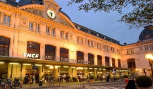 France: Muslim arrested at train station with two handguns, balaclava, Qur’an and prayer rug
