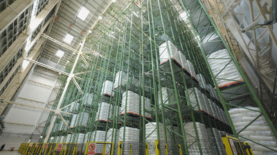 Yelopack in the racking warehouse