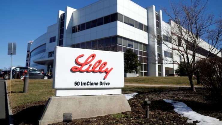An Eli Lilly and Company manufacturing plant