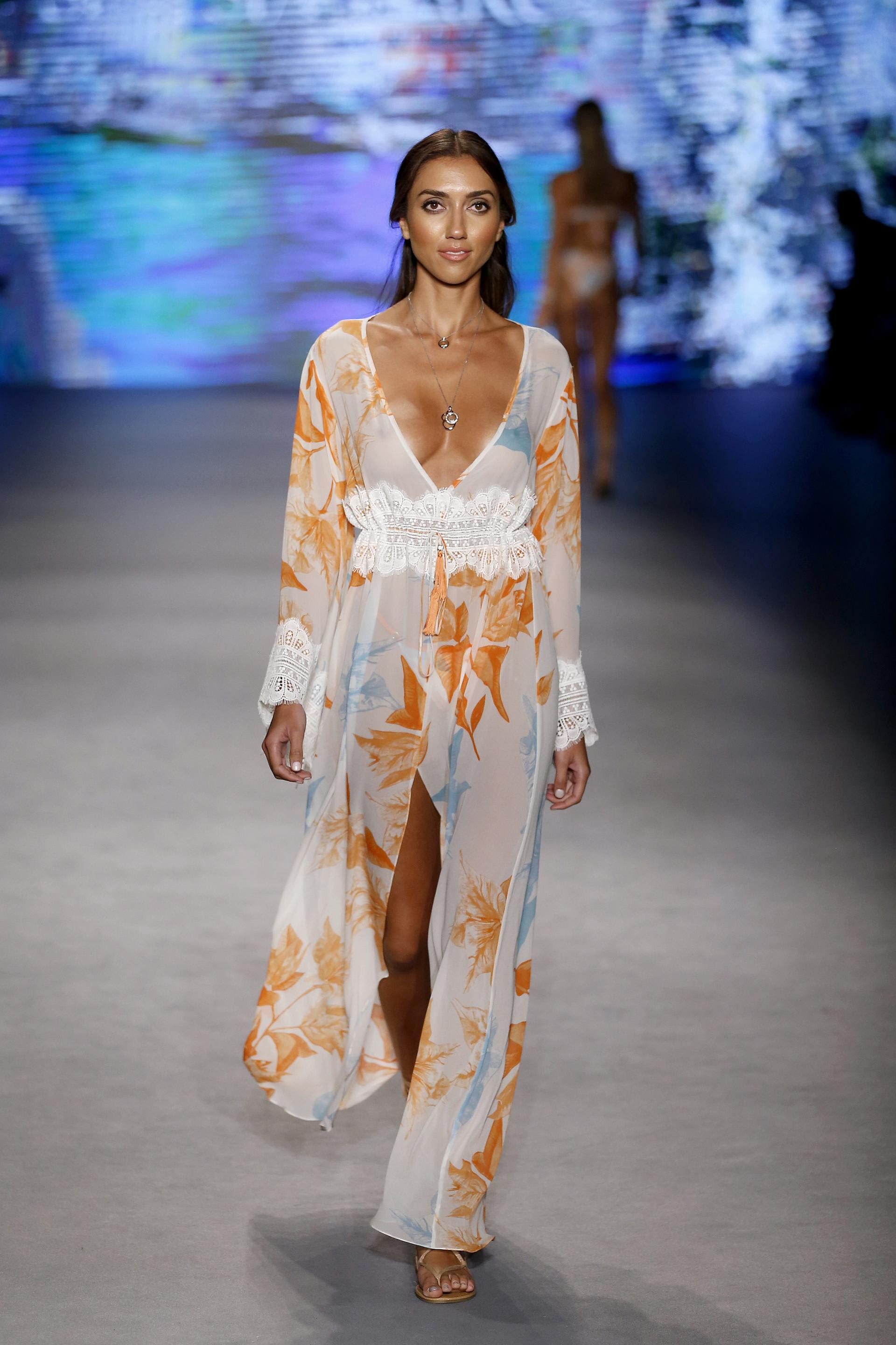 SINESIA KAROL DEBUTS 2020 ‘CAPRI’ COLLECTION AT MIAMI SWIM WEEK MARRE