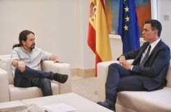 Sánchez e Iglesias tratan de cerrar en Moncloa las bases para la reconstrucción con el impuesto a las fortunas en el aire