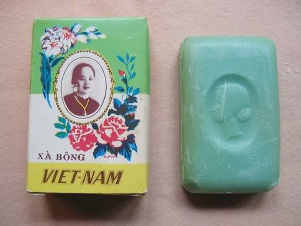 Hình của cô Ba Thiệu được in trên hộp của một hãng xà bông của Việt Nam.
