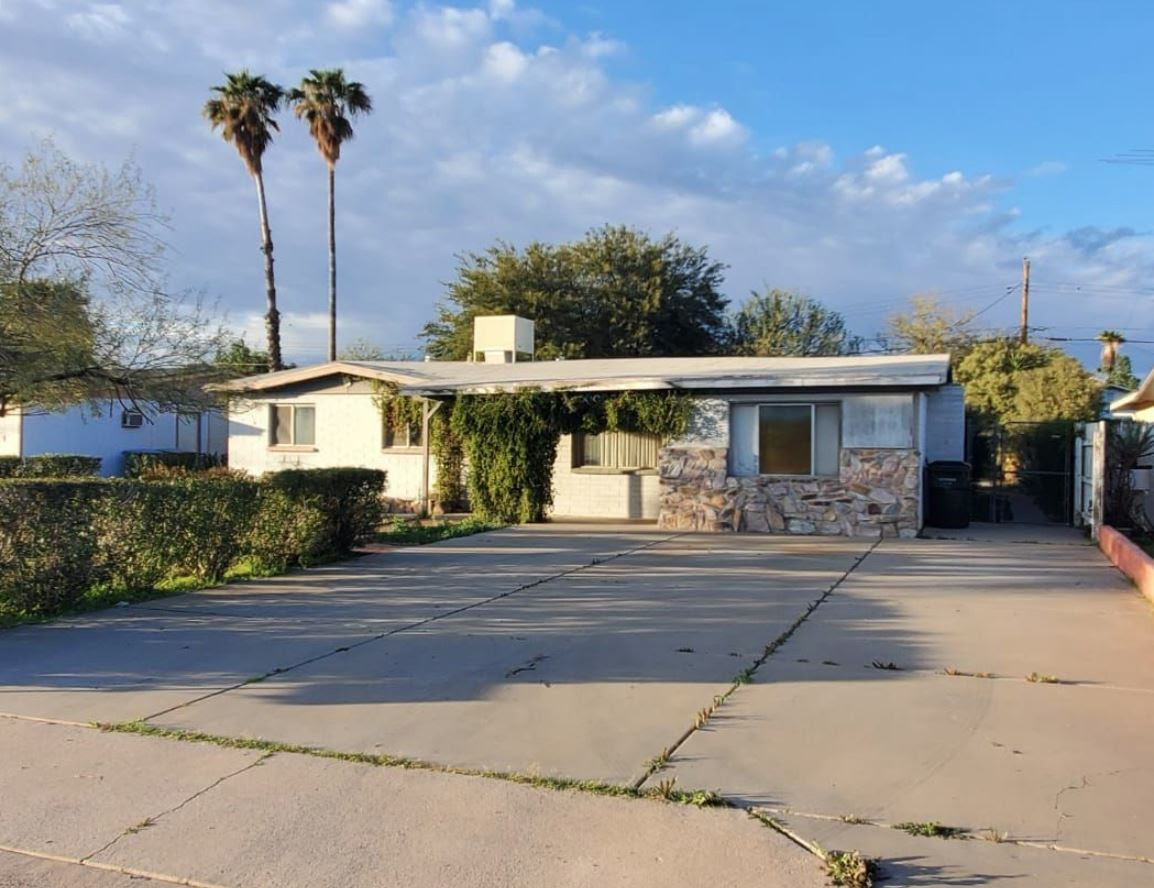 2236 E Sandra Ter, Phoenix, AZ 85022 wholesale house