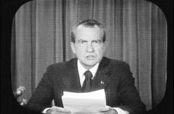 Nixon gobernaría aún España