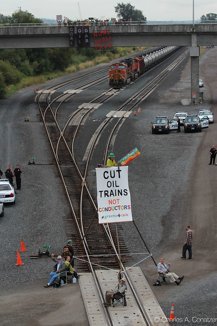 Oil Train Halted by Tripod Blockade Action- Rising Tide             Seattle