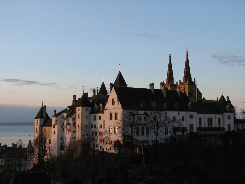 chateau-de-Neuchâtel-au-lever-du-soleil