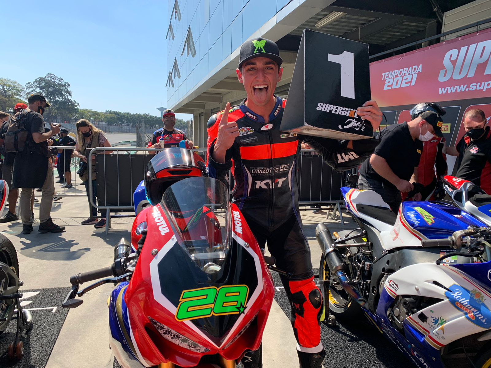 Pedro Sampaio quer manter liderança para a Honda no SuperBike Brasil em  mais uma rodada em Interlagos