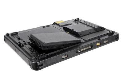 Getac F110 redesigned dual hot-swappable battery system for quick battery changeover without powering down.