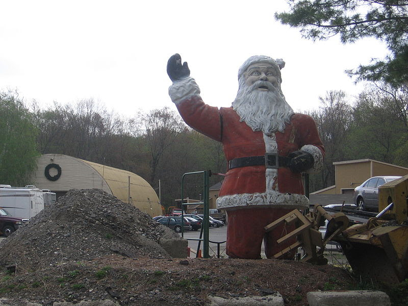 File:Santa in Brookfield 017.JPG