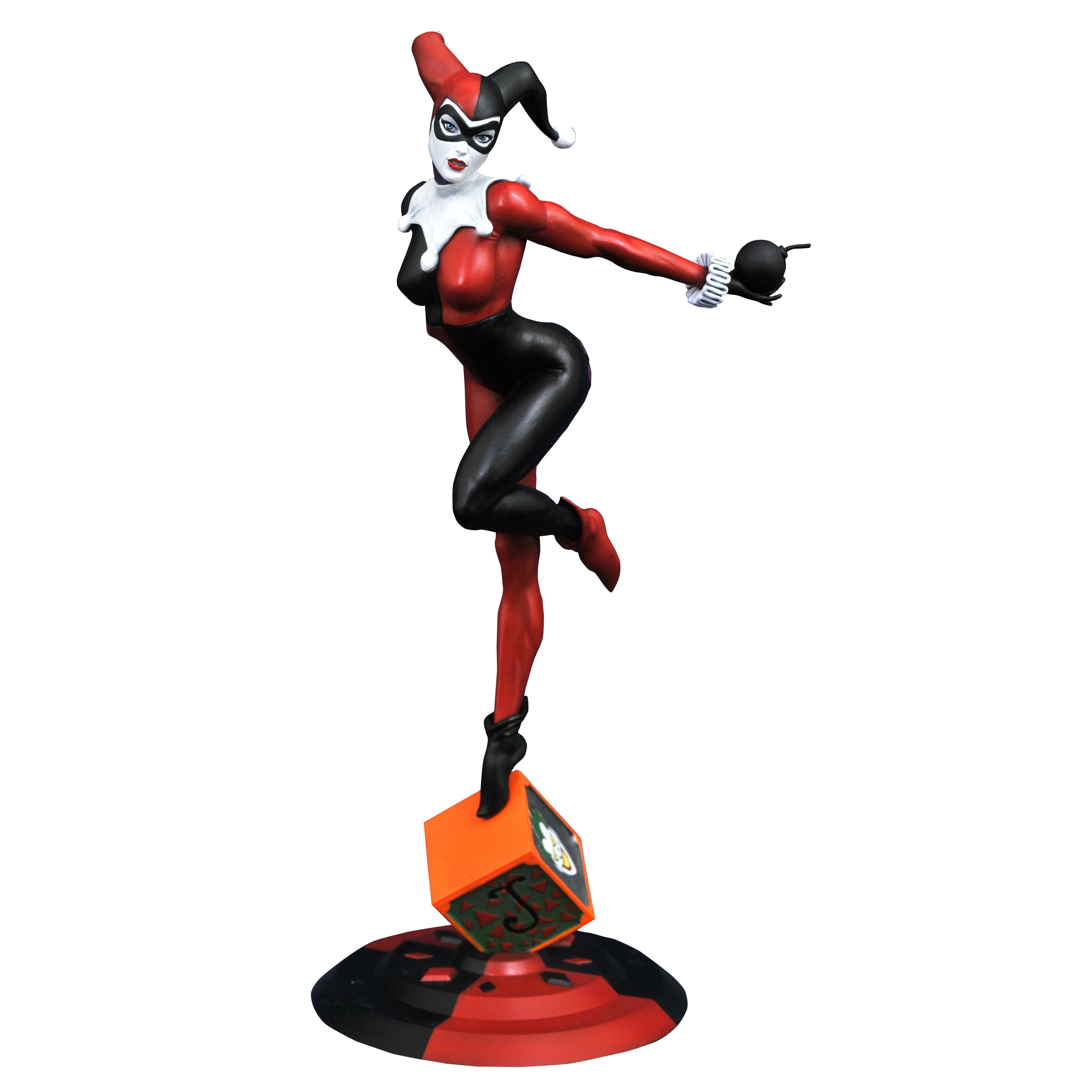 Image of DC Gallery Classic Harley Quinn PVC Statue - AUGUST 2020