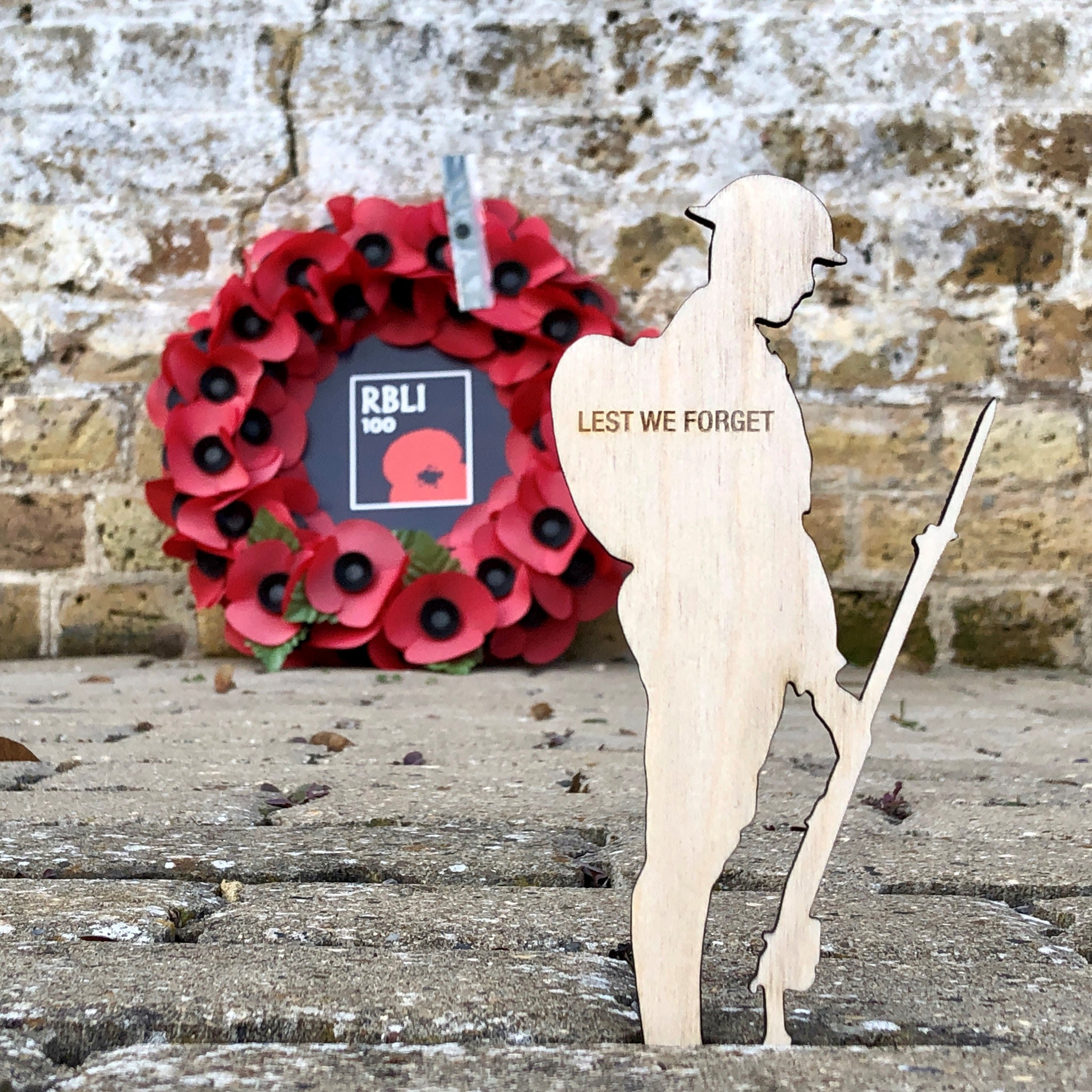 Wooden Tommy & Remembrance Card