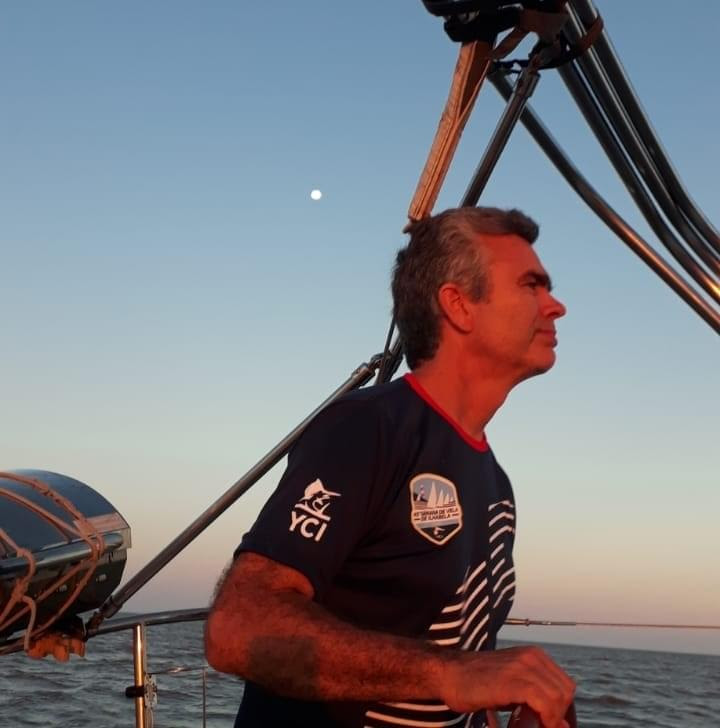 Trajetória de vida e trabalho de Márcio Lima na náutica brasileira é destaque do Janga Sail Talks Live