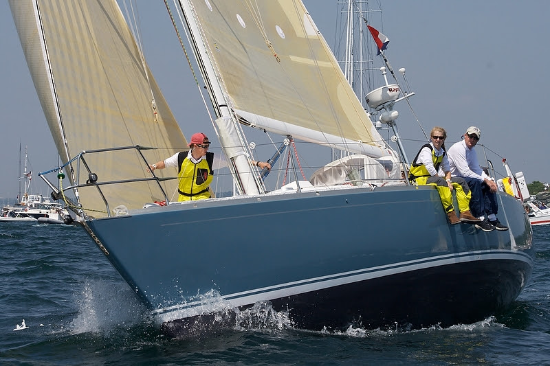 J/42 sailing to Bermuda
