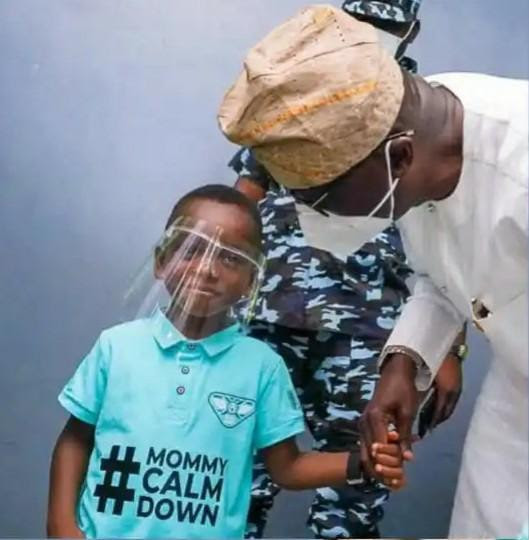 Lagos State governor, Sanwo-Olu meets the boy in the "mummy calm down" video (photos)