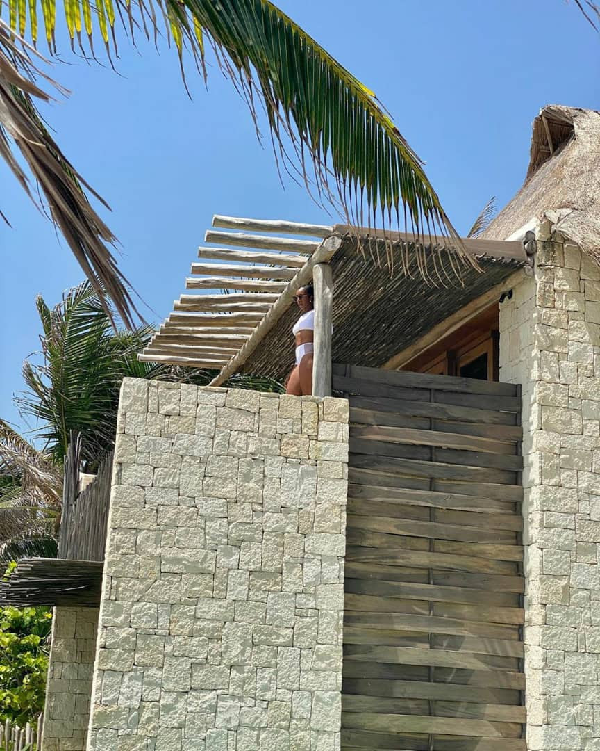 Teebillz shares photos of him and his mystery lady spending time together