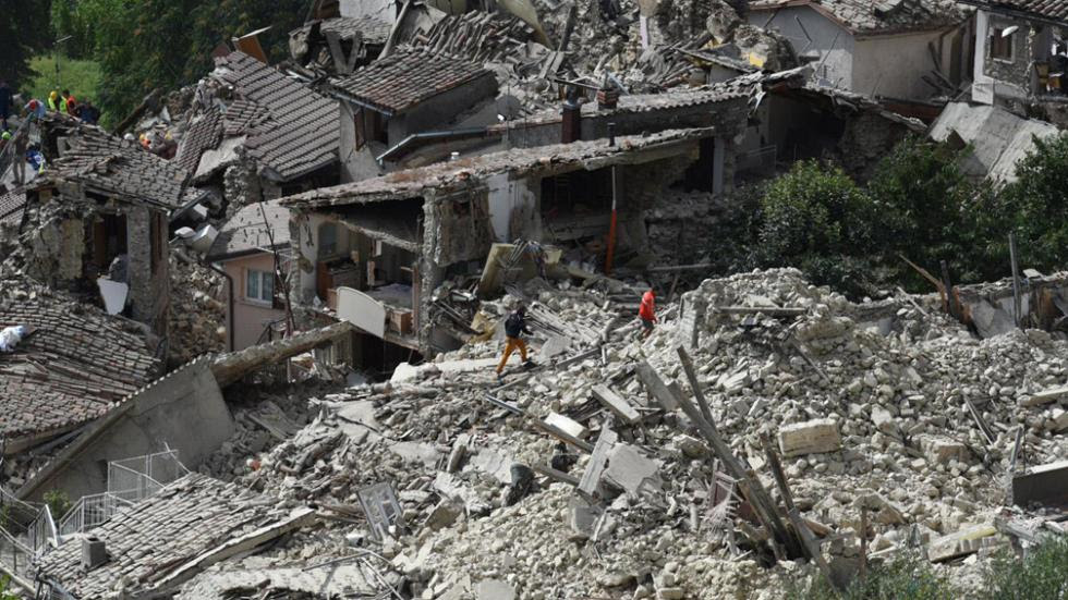 TERREMOTO ITALIA: Al menos 60 muertos 