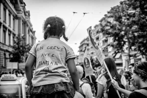 https://rapportsdeforce.fr/wp-content/uploads/2019/12/greve10900-600x400.png