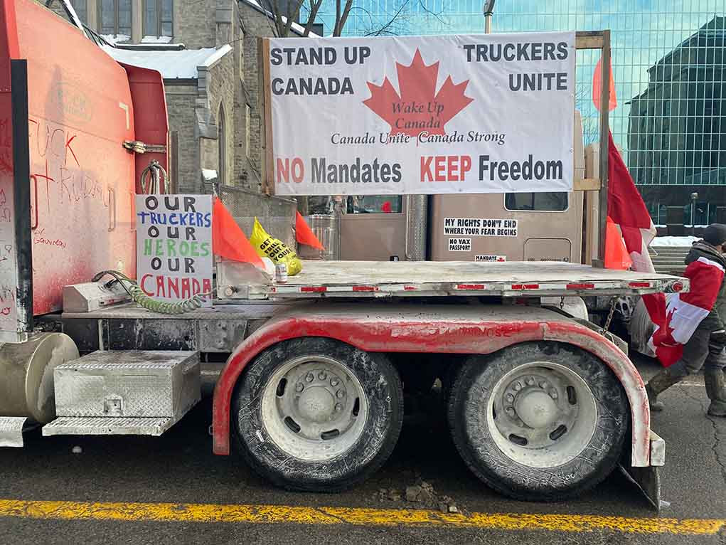 https://informingnews.com/as-freedom-convoy-continues-canada-begins-easing-restrictions/