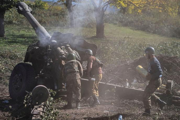 Des soldats arméniens sur la ligne de front dans le Haut-Karabakh, le 25 octobre.