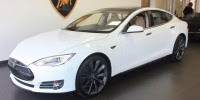 Someone Bought a Tesla Model S With Bitcoins