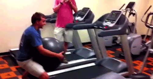 Thót tim với những tình huống khó tin của các quý ông trong phòng gym - 3