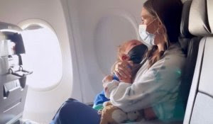 Mother and Toddler Kicked Off Plane for Not Wearing Mask During Asthma Attack (VIDEO)