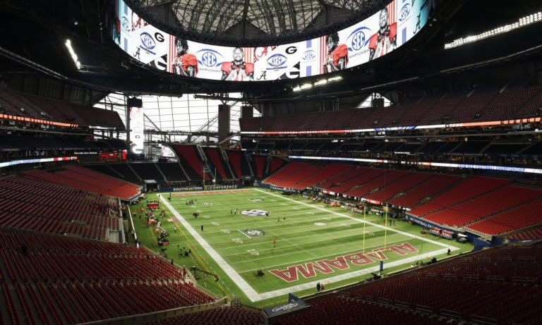 Inside Mercedes-Benz Stadium for Alabama versus Georgia SEC title game from 2018