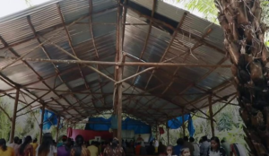 Indonesia: Christians celebrate Christmas in tent after authorities forbid rebuilding of churches Muslims destroyed