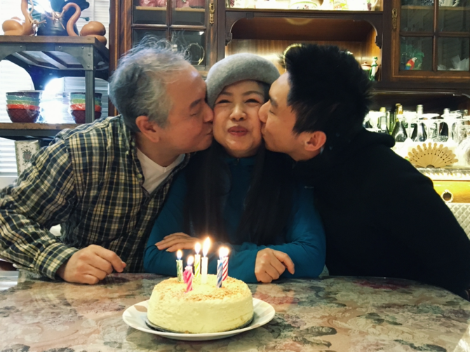 Kissing my mom on her 60th birthday