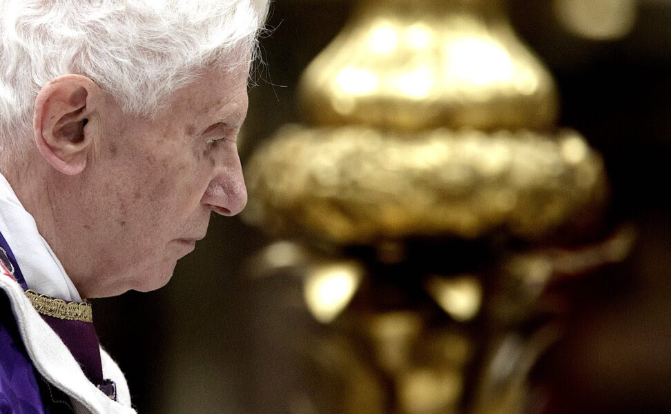 Papież BENEDYKT XVI: Rola Soboru Watykańskiego II a pozycja Kościoła we współczesnym świecie