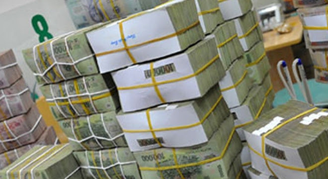 Ngày 14/3: Lãi suất liên ngân hàng giảm mạnh, NHNN tiếp tục hút tiền