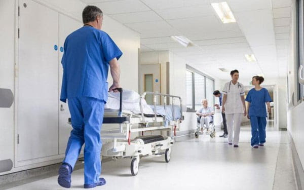 Αιτήσεις για 630 εποχικούς
με ετήσιες συμβάσεις σε
νοσοκομεία όλης της
χώρας
