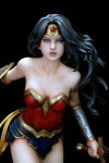 DC Comics Fantasy Figure Gallery statue Wonder Woman Yamato Luis Royo
