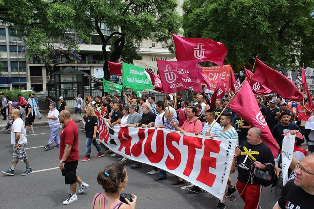 Contra el Pacto Soci...