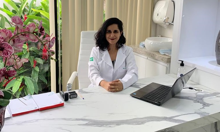 Dermatologista Núbia Carvalho, da Unimed Araxá