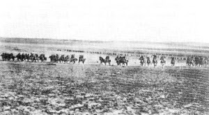 תמונת מתקפת הפרשים בקרב באר שבע המתעדת את מתקפת הפרשים הקלים האוסטרלים. אותנטיות הצילום שנויה במחלוקת.