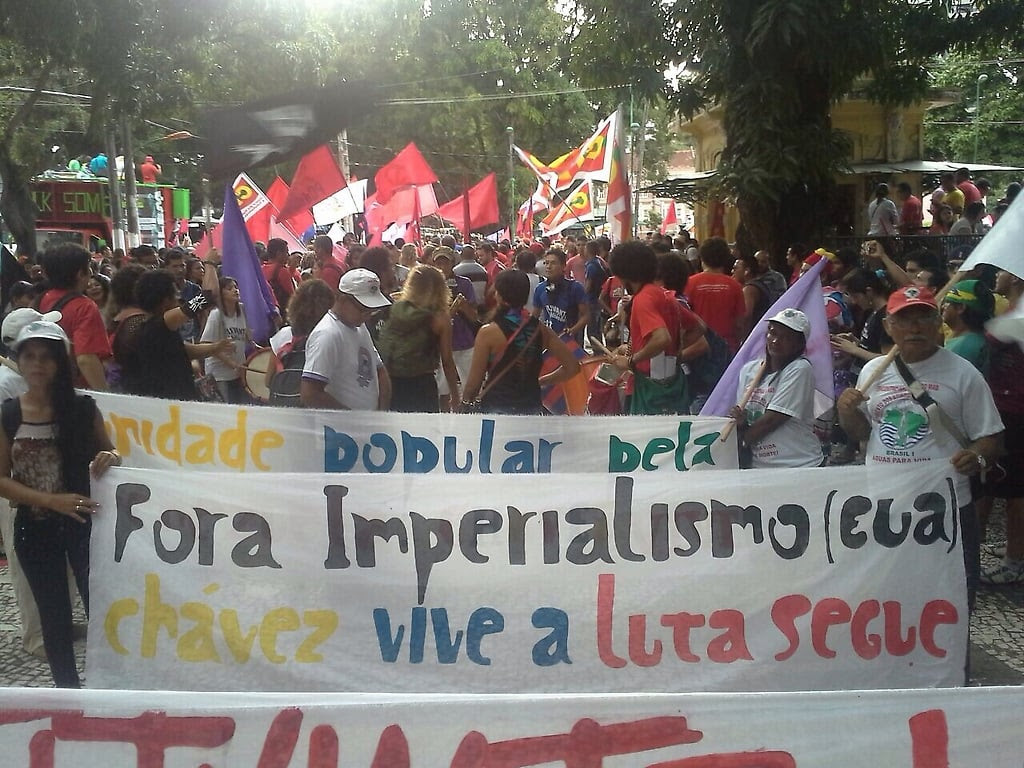 Movilización en apoyo al gobierno de la Presidenta DilmaRousseff y a Venezuela
