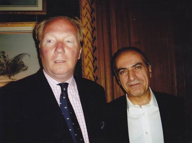 Birce
Hortefeux et Ziad Takieddine, en 2005, au domicile
parisien de l'intermédiaire. © dr Birce Hortefeux et Ziad Takieddine, en 2005, au
domicile parisien de l'intermédiaire. © dr