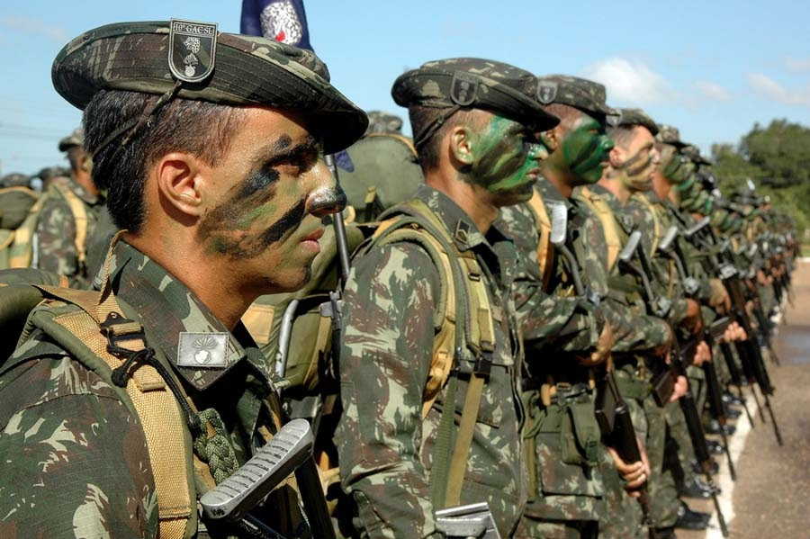 MILITARES - MONTANHA