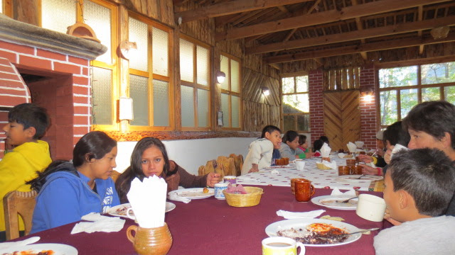 http://www.accionverapaz.org/images/accionverapaz/proyectos/noticias_becas_guatemala/IMG_0214.JPG