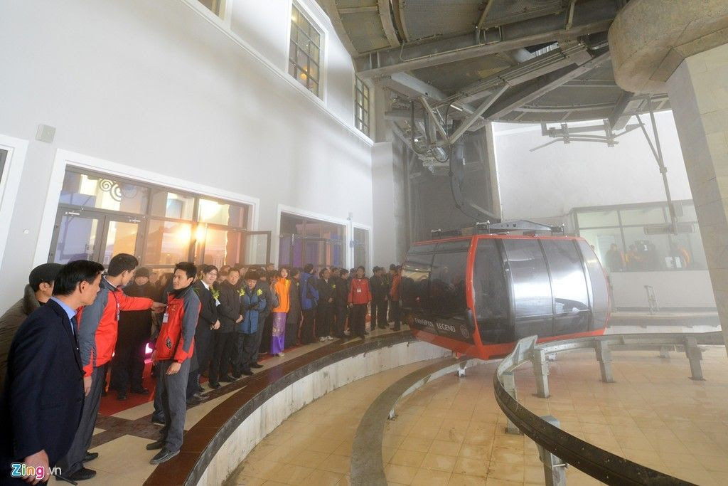 Toàn cảnh cáp treo kỷ lục thế giới lên đỉnh Fansipan