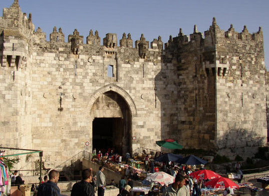  أهم الآثار الفلسطينية ... صور ومعلومات Damascus_Gate_Jerusalem