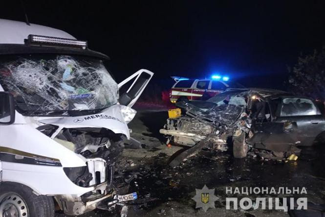 Новини Тернополя - фото з Смертельна ДТП на Кременеччині: 26-річний водій Audi помер дорогою до лікарні (ФОТО)
