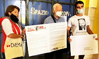Delivering the Julian Assange letter, asking for sanctions against the U.S. and the UK, to President von der Leyen at the Rome headquarters of the European Commission