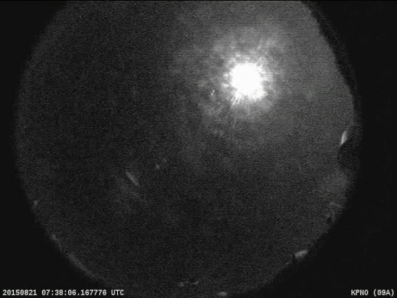 NASA's All-Sky Cameras Captured Huge Meteor/Fireballs  Burning Up in the Atmosphere (Video)