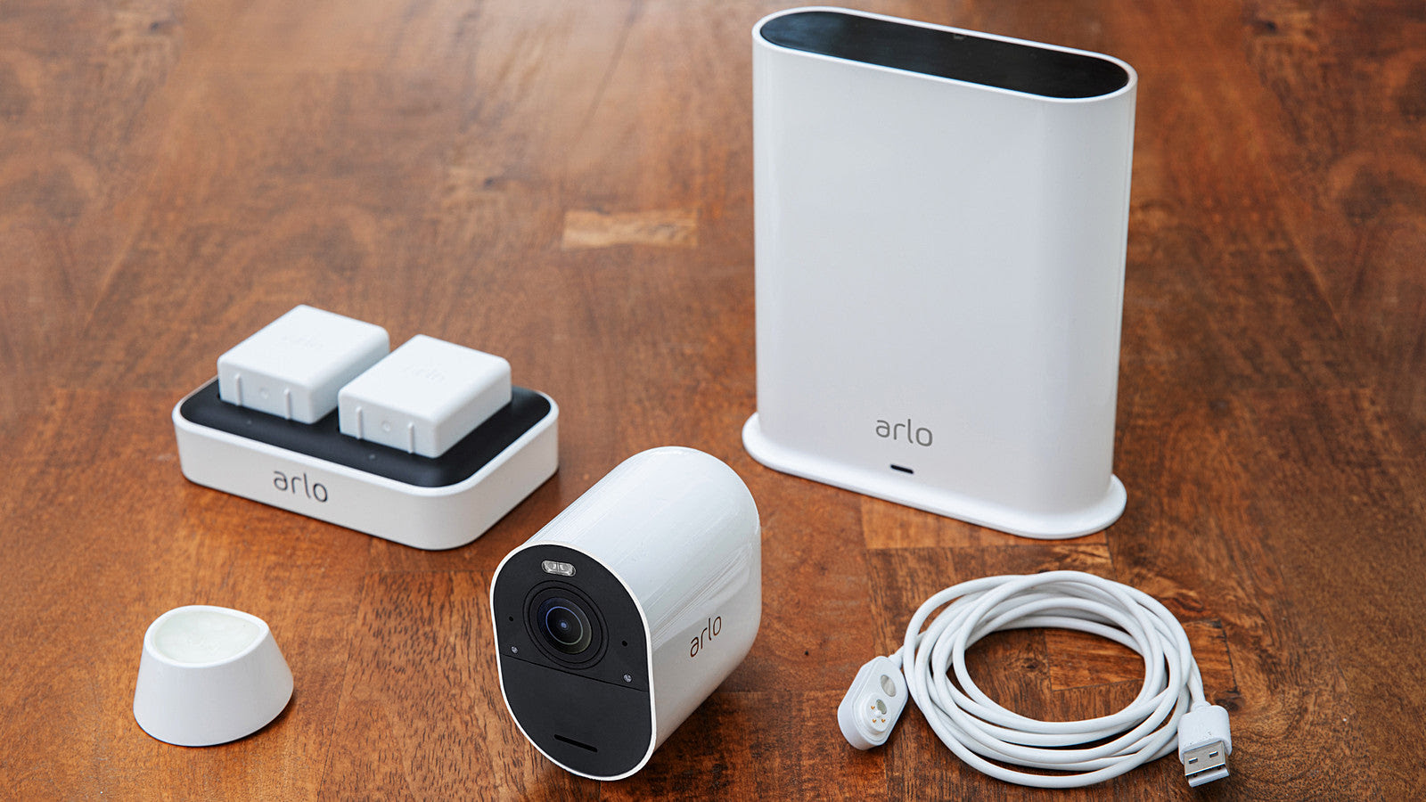 獨家送 Google Home Mini 智能喇叭 Arlo Ultra 全無線攝影機最抵優惠