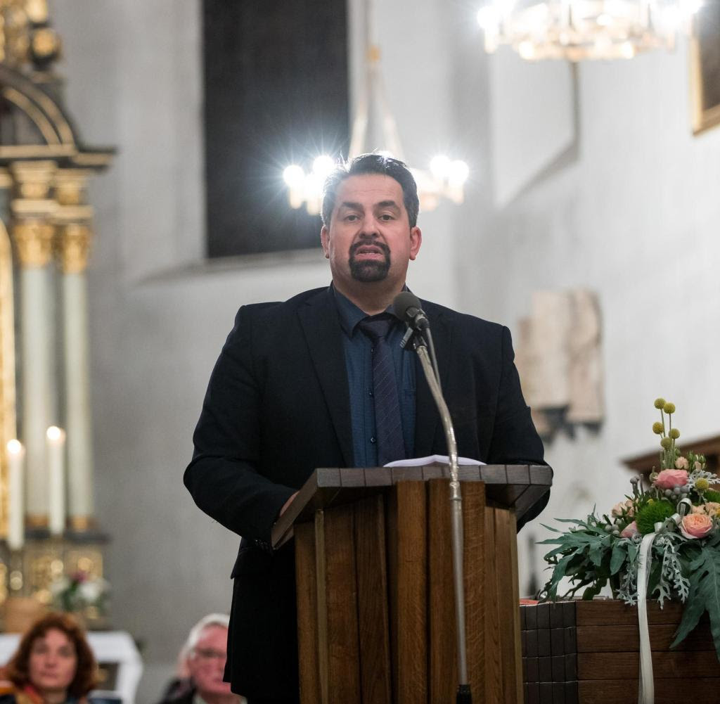 „Natürlich gibt es so etwas wie eine deutsche Leitkultur“, sagte Mazyek in der Stadtkirche