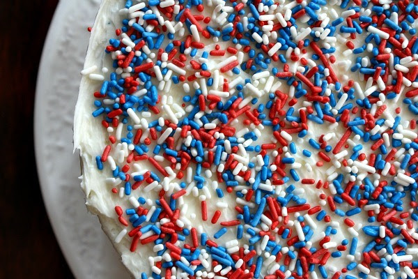 Red-White-and-Blue-Cheesecake-Cake-8