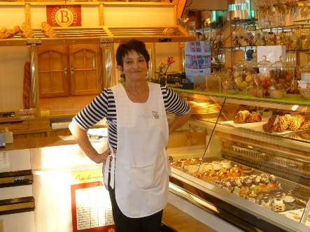 Marie-Thérèse Soulier, gérante de la pâtisserie "Ô Délices d'antan" à Barbezieux: "Jamais on ne saura l'histoire de la pine."