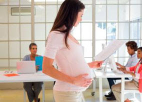 Embarazo y salud laboral: derechos que te protegen
